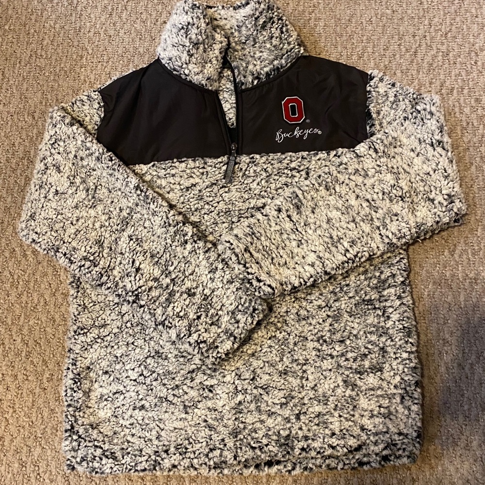 Grey and black Buckeye’s Sherpa